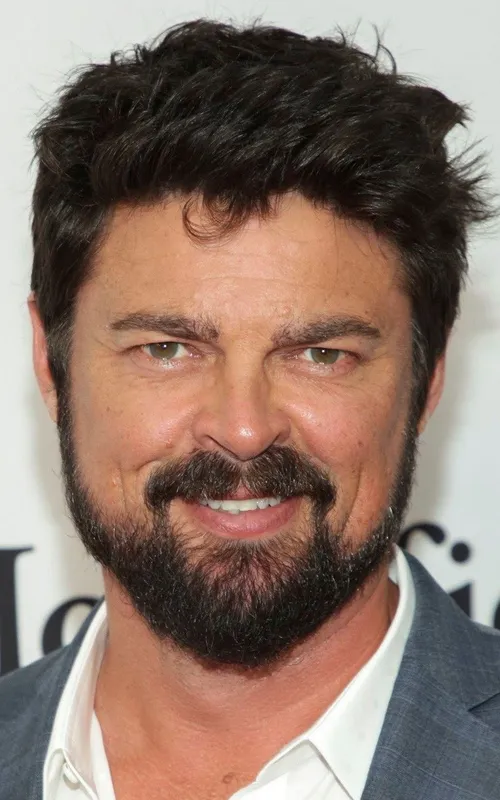 Karl Urban