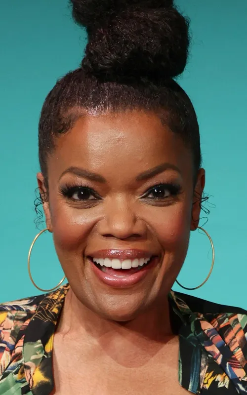 Yvette Nicole Brown