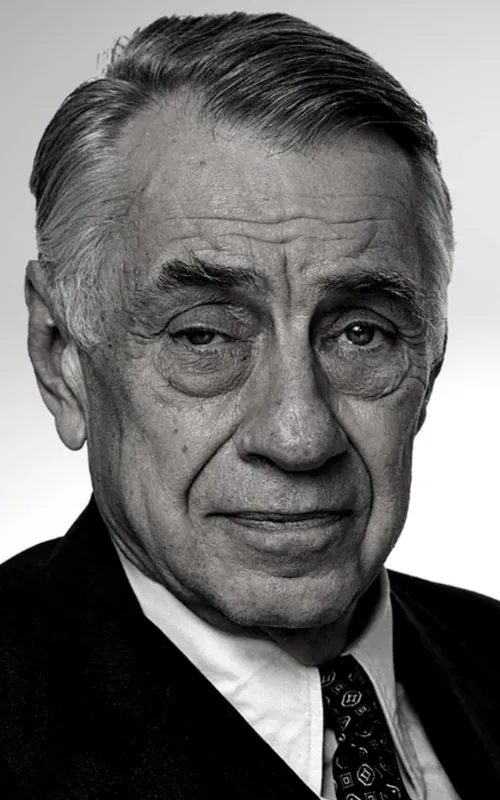 Philip Baker Hall