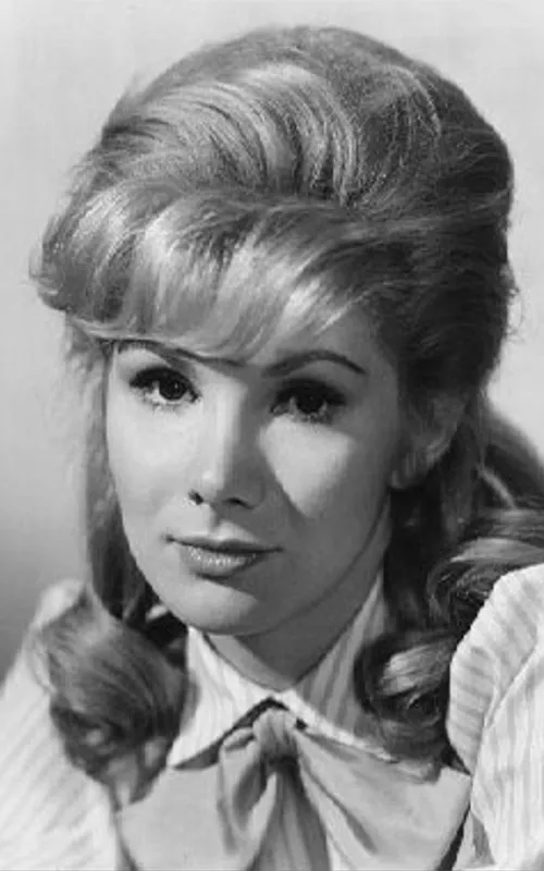 Susan Hampshire